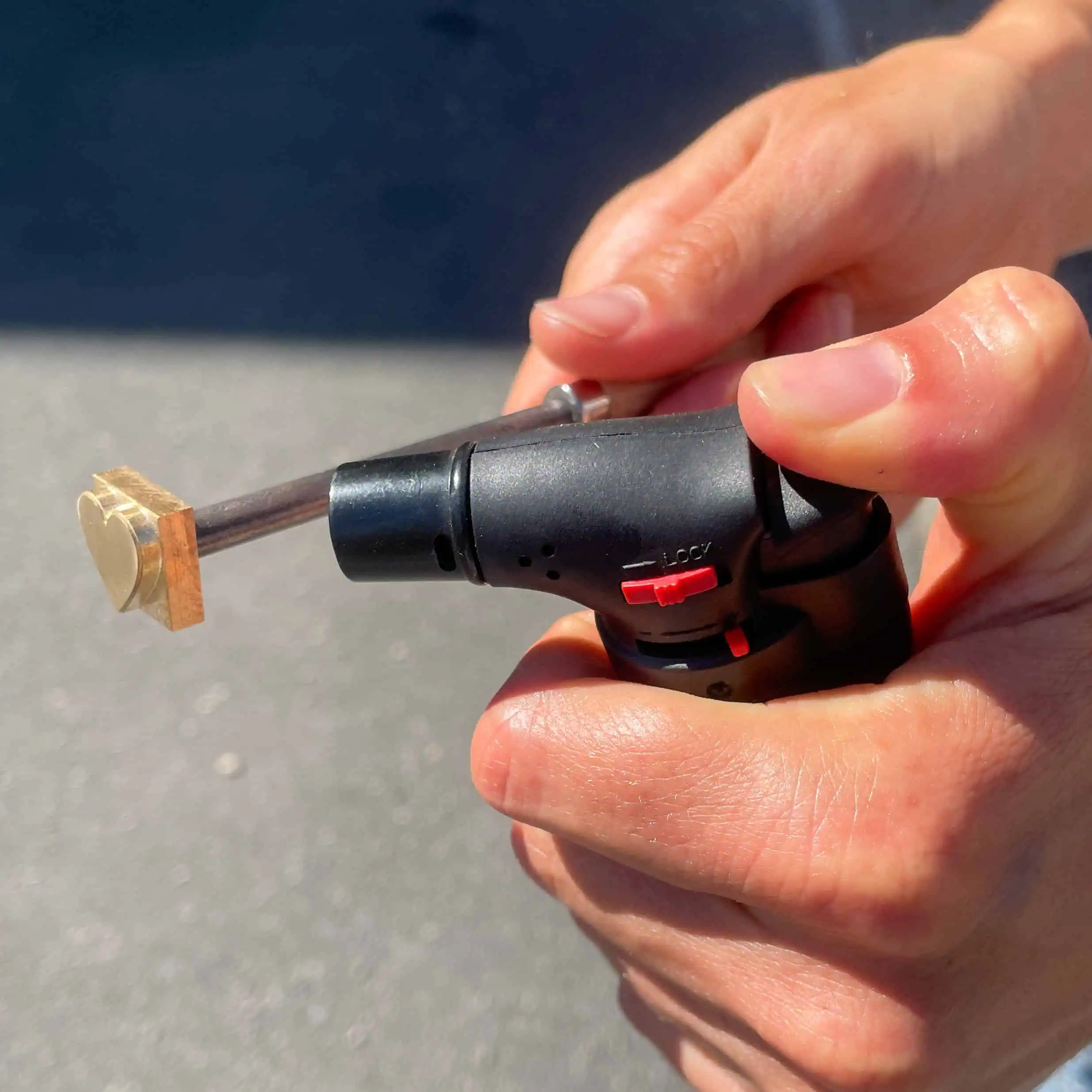 Bunsenbrenner mit Mini Herz Brandstempel