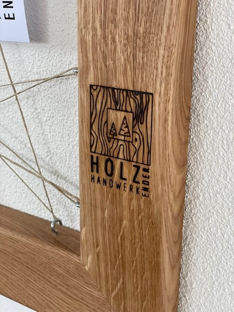 Das Bild zeigt ein per Branding Tool eingebranntes Logo.